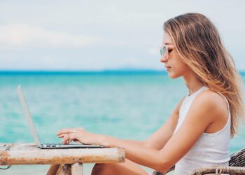 Essential Technology Tools for Modern Digital Nomads